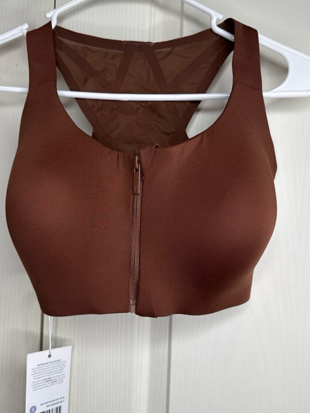 BuffBunny Front-Zip Sports Bra in Brown